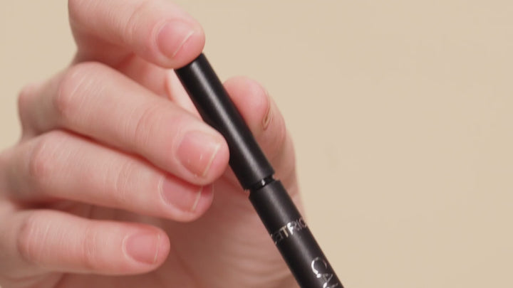Catrice Eyeliner Calligraph pro Precise 20h Matte Liner -010 Intense Black | كاتريس قلم تحديد عيون جل عالي الدقة يدوم لمدة 20 ساعة مقاوم للماء رقم. 010 - شديد السواد