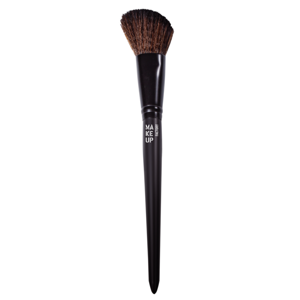 Make Up Factory Blush Brush |  فرشاة أحمر الخدود
